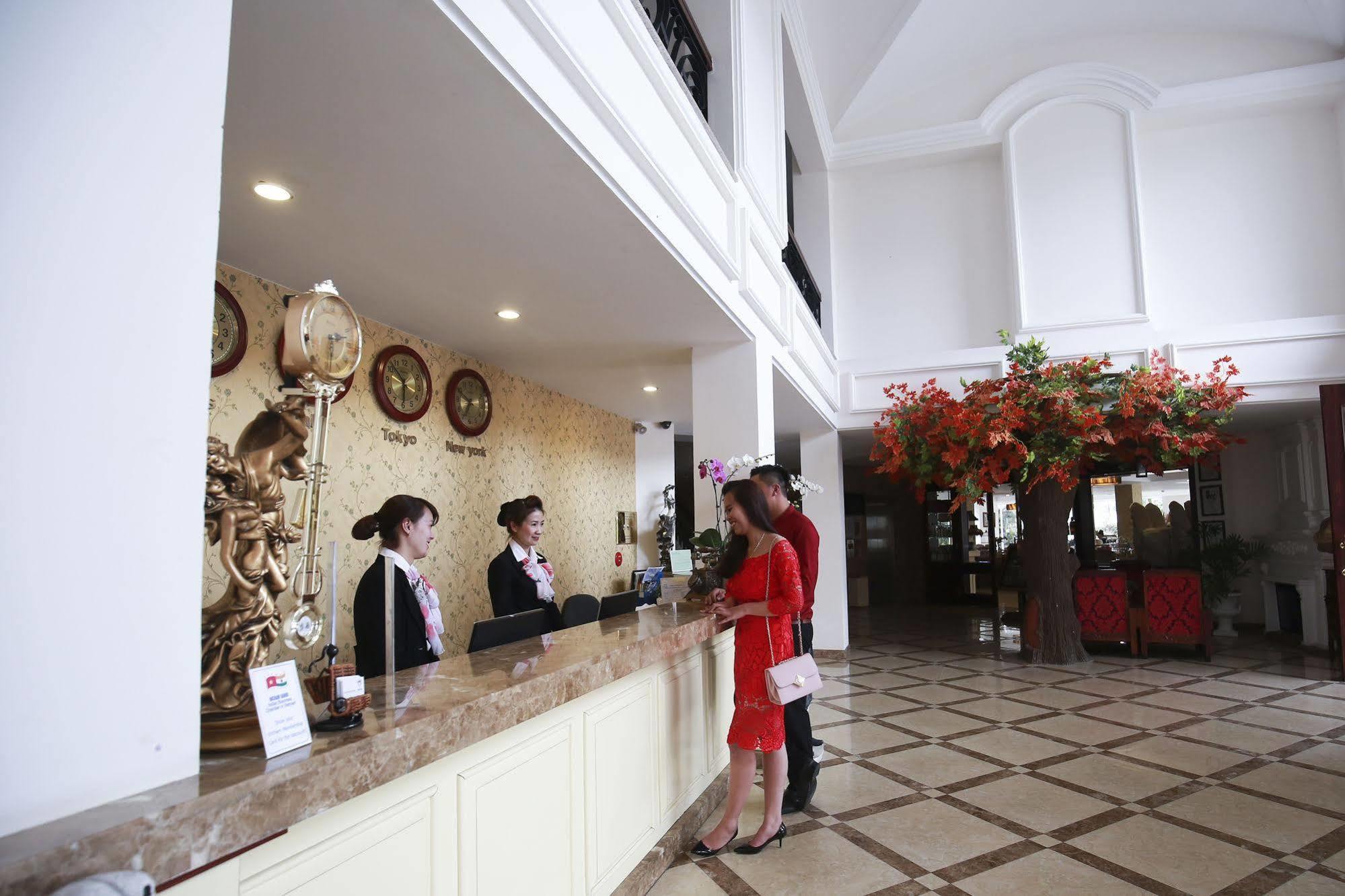 Ngoc Phat Dalat Hotel Экстерьер фото